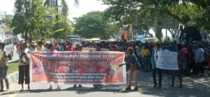 Penerima Bantuan Bukan Pedagang, P2MPKS Demo ke Kantor Gubernur PBD